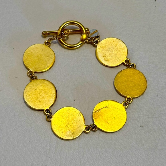 MMA Metropolitan Museum of Art Gold Coin Bracelet - Picture 7 of 10